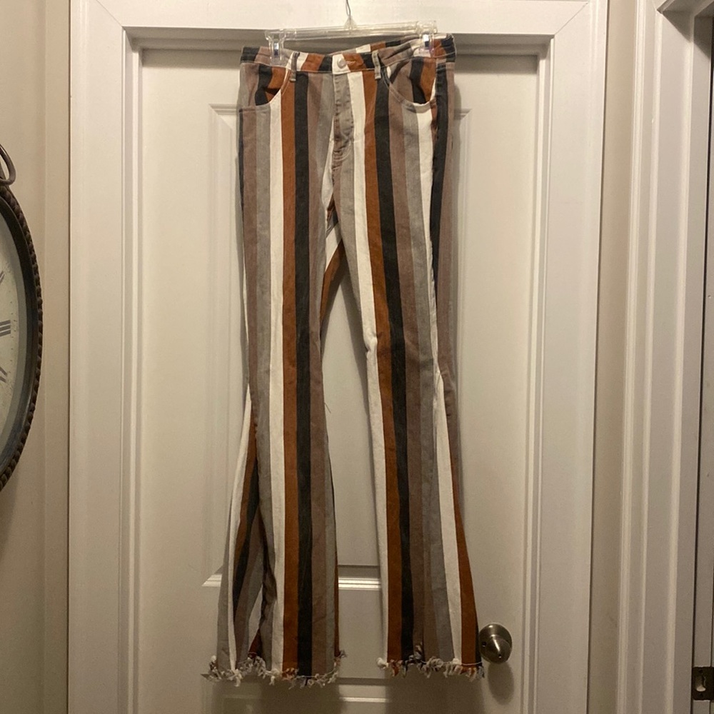 Reposhing these Striped Flare Jeans - Brown, Tan, White